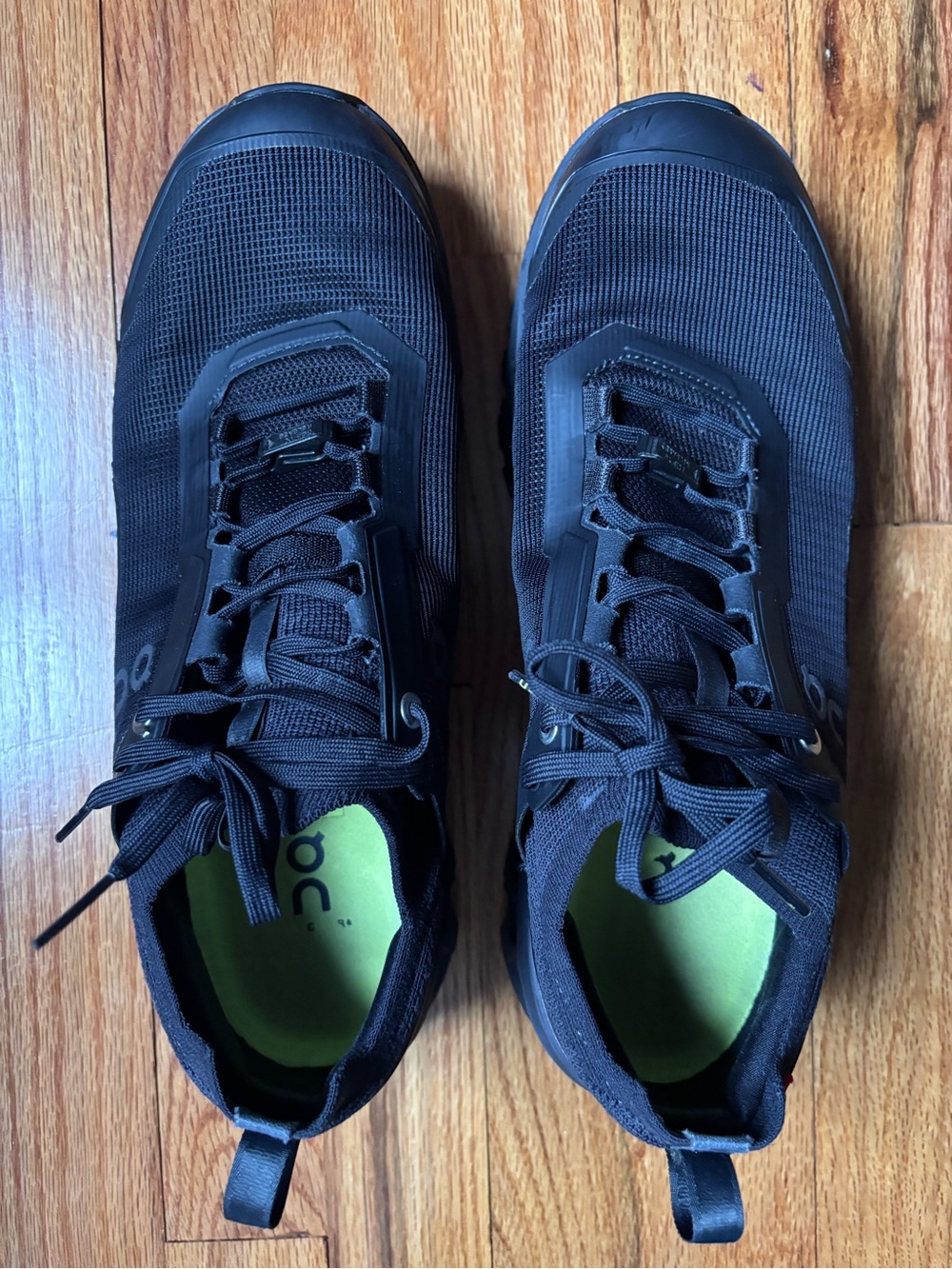 On Running On Cloud Black Athletic Shoes Men’s Sz 10.5  with Lime Insoles